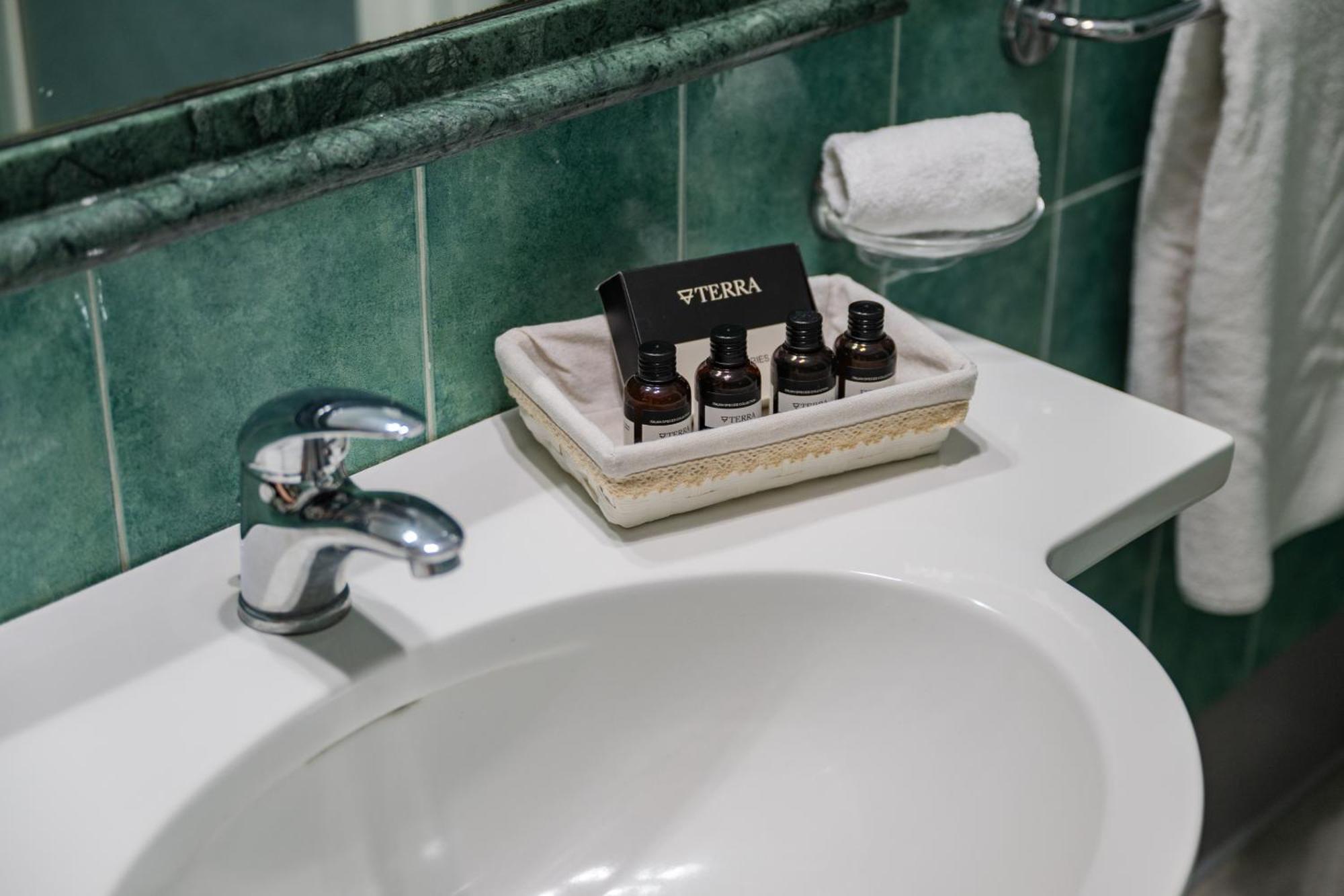 Casa Pertosa Panzió Taormina Szoba fotó