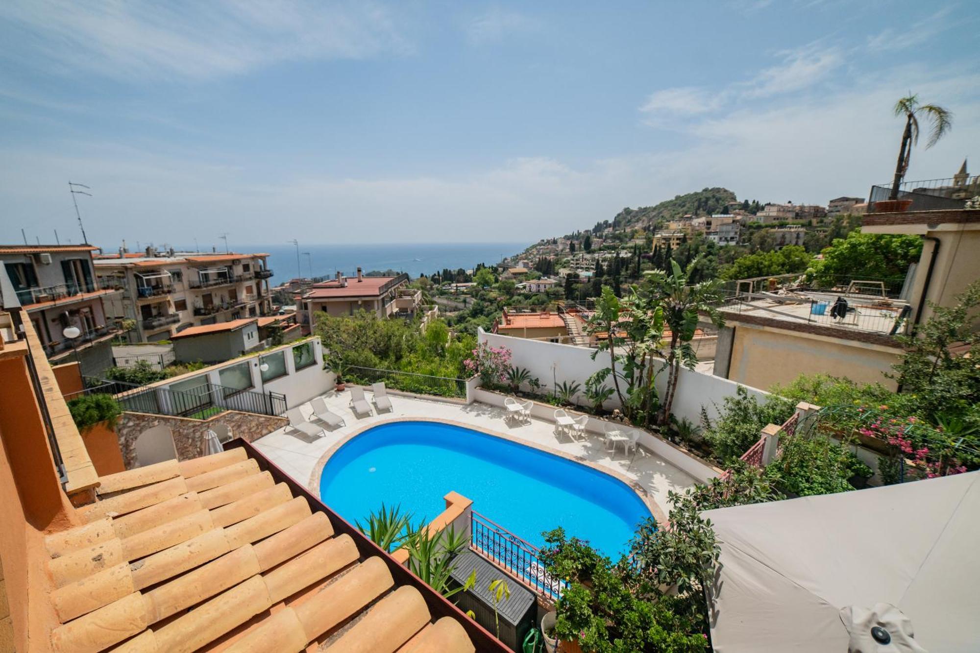 Casa Pertosa Panzió Taormina Kültér fotó